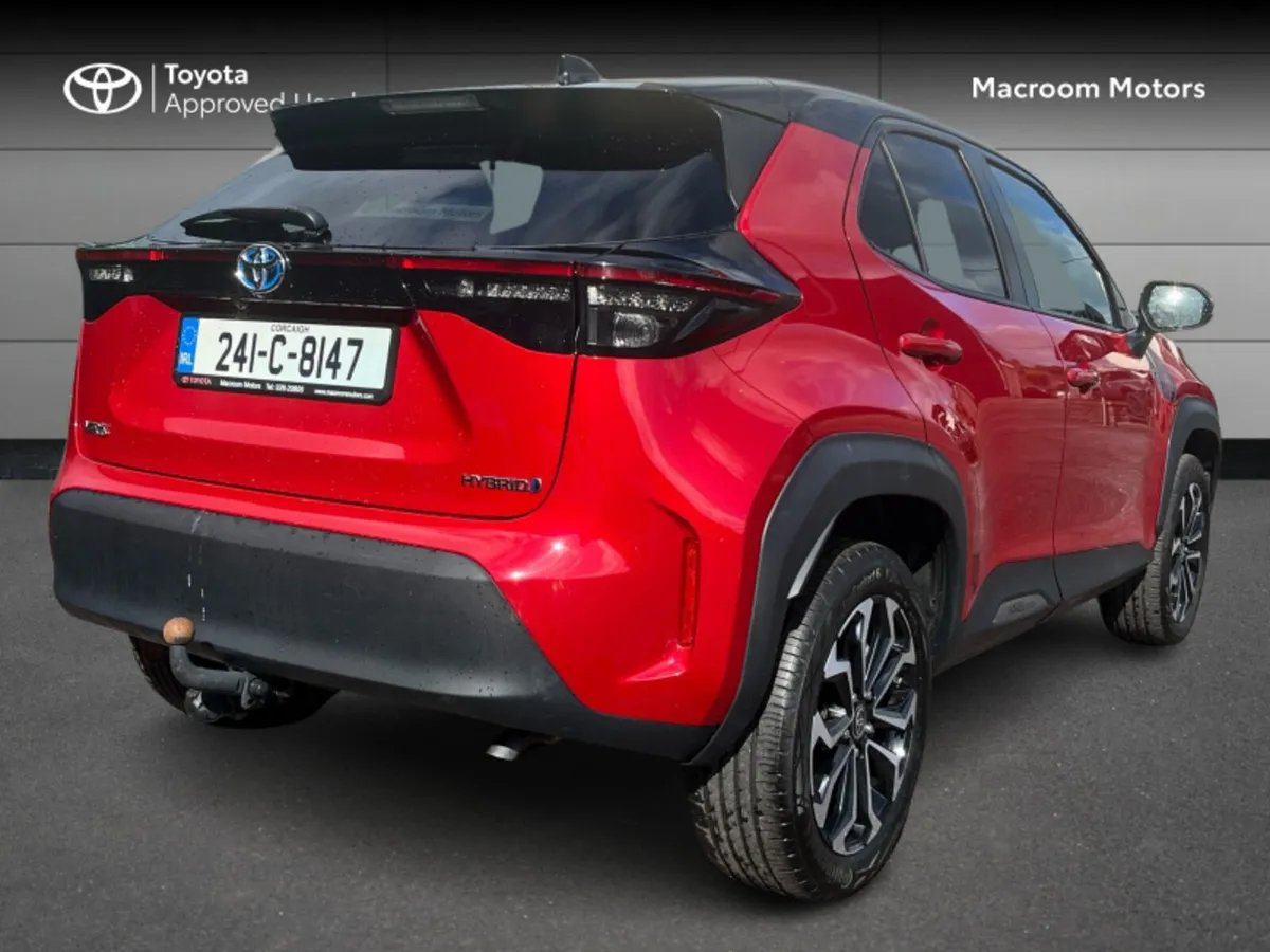 Toyota Yaris Cross YARIS CROSS LUNA SPORT - Image 2