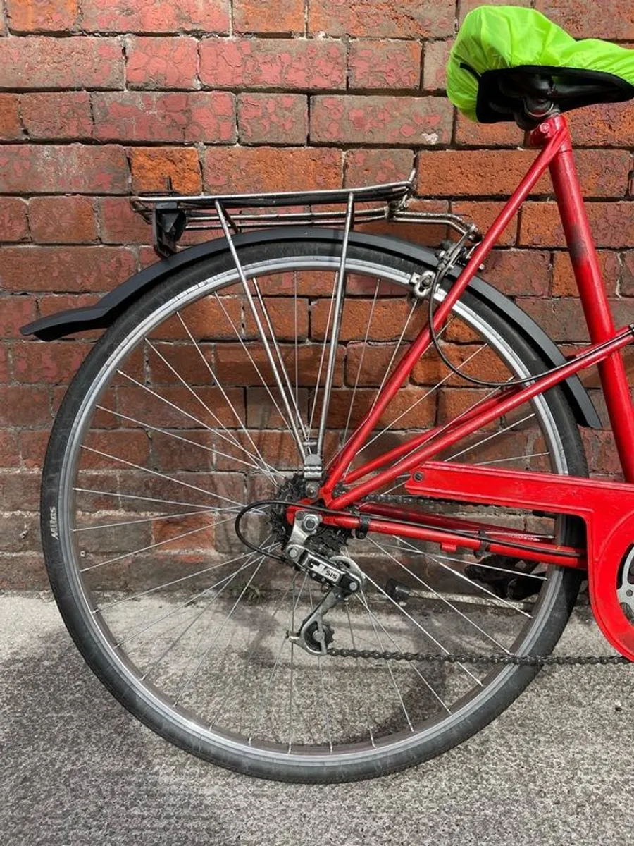 Red Vintage Bike - Image 4