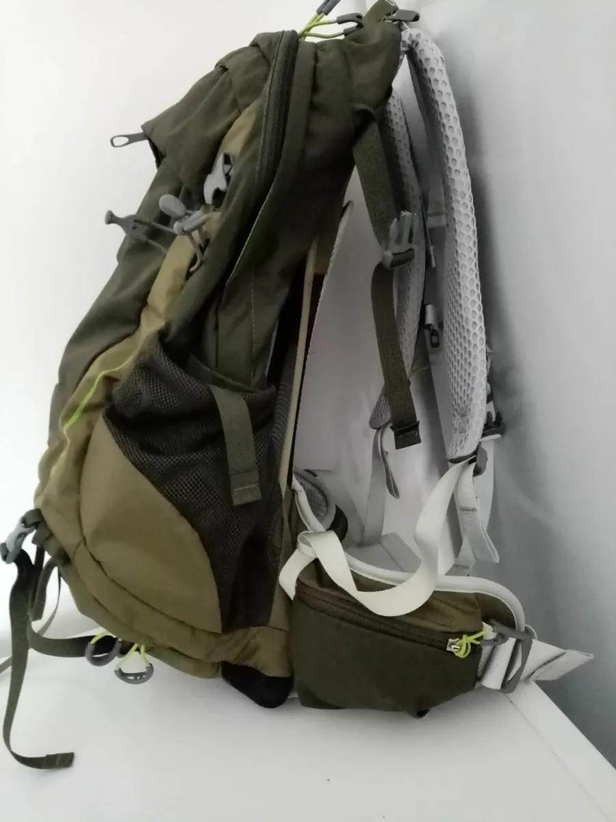Osprey stratos 34L Backpack - Image 2