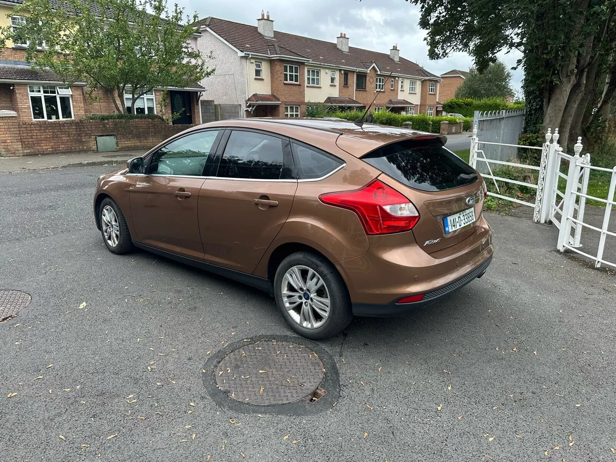 2014 Automatic Ford Focus - Image 4