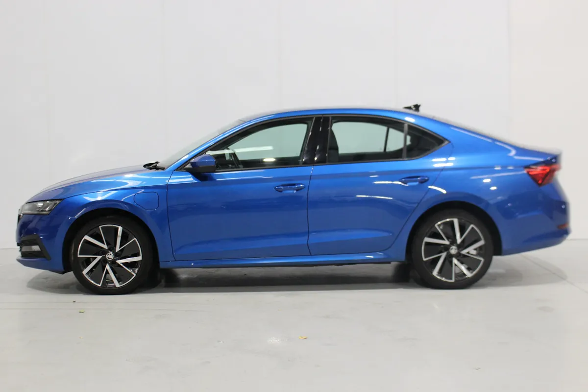 2021 Skoda Octavia 1.4 TSI DSG Technology - Image 4