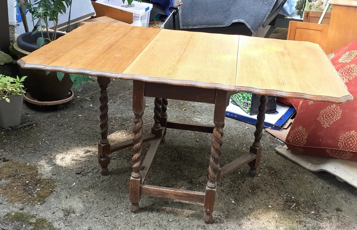 Antique furniture - Image 2