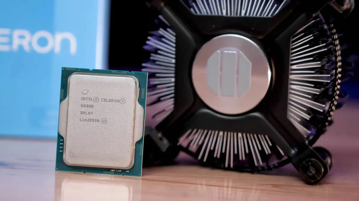 Intel Celeron G6900