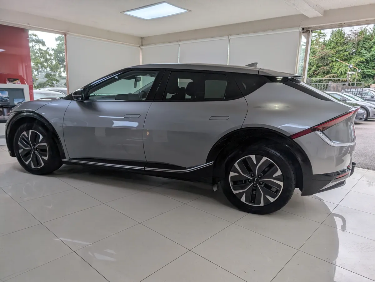 Kia EV6 Earth 2022 - Image 2