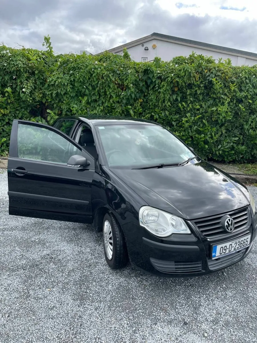 Volkswagen Polo 2009 - Image 1