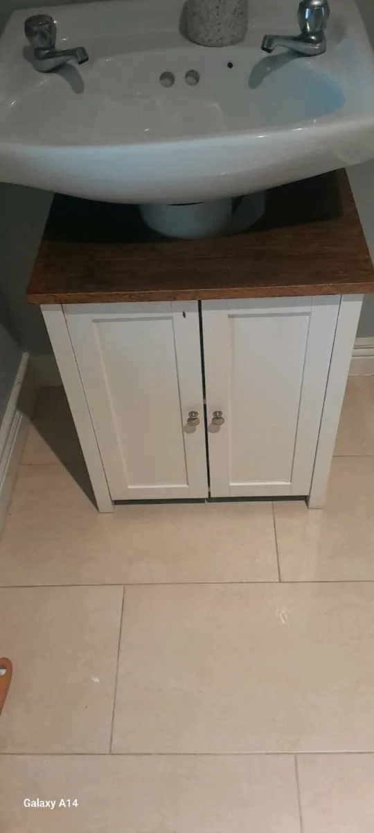Inder sink unit