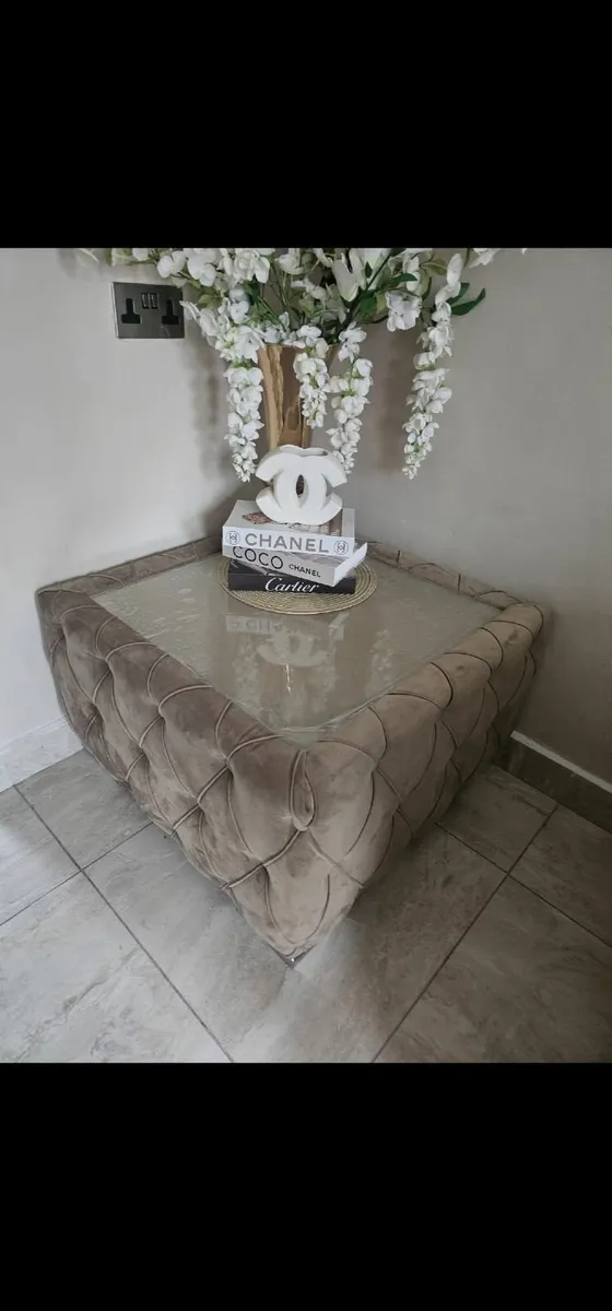 3 seater +2 seater and coffee table - Image 3