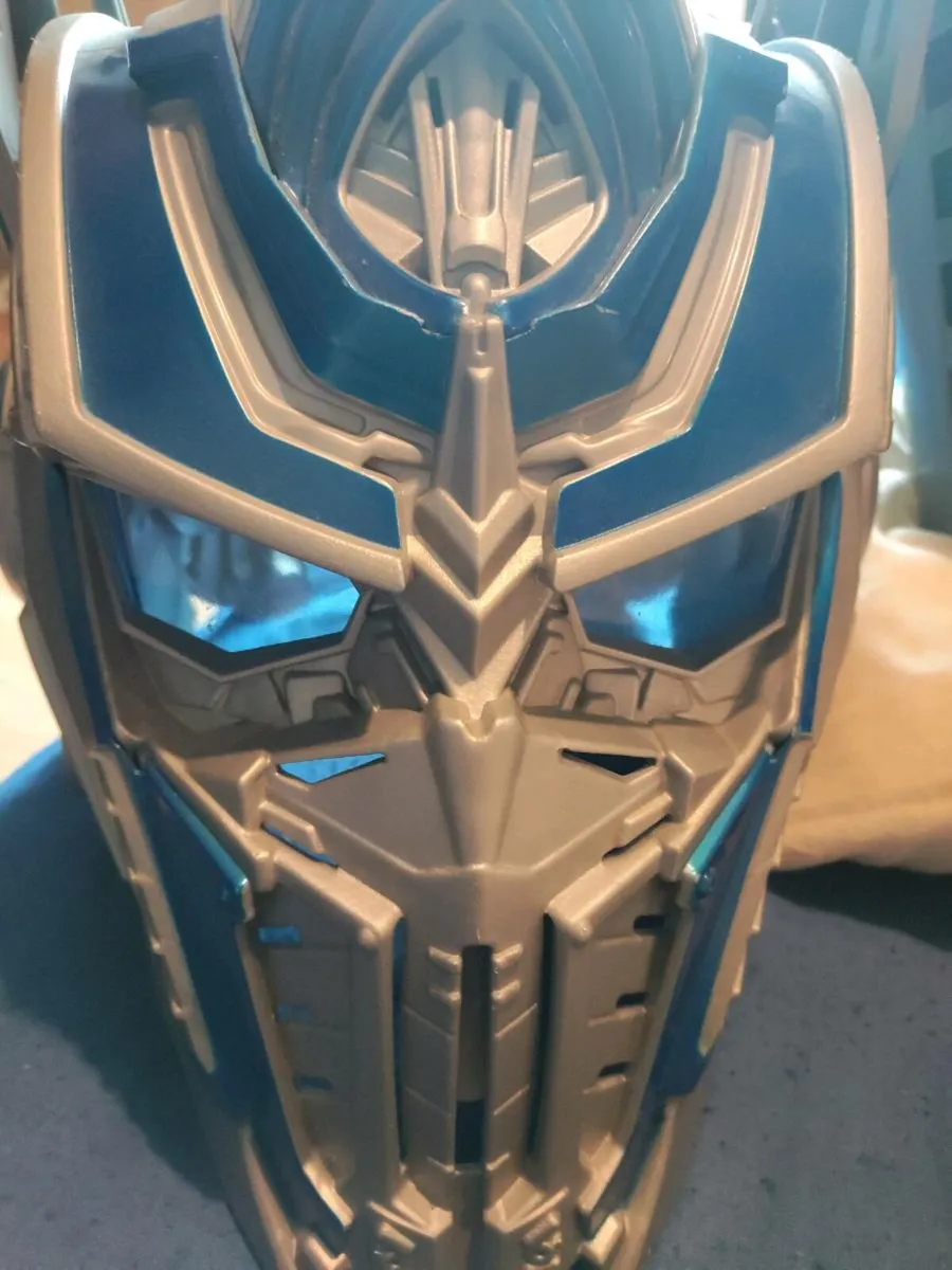Optimus prime helmet last night version - Image 2