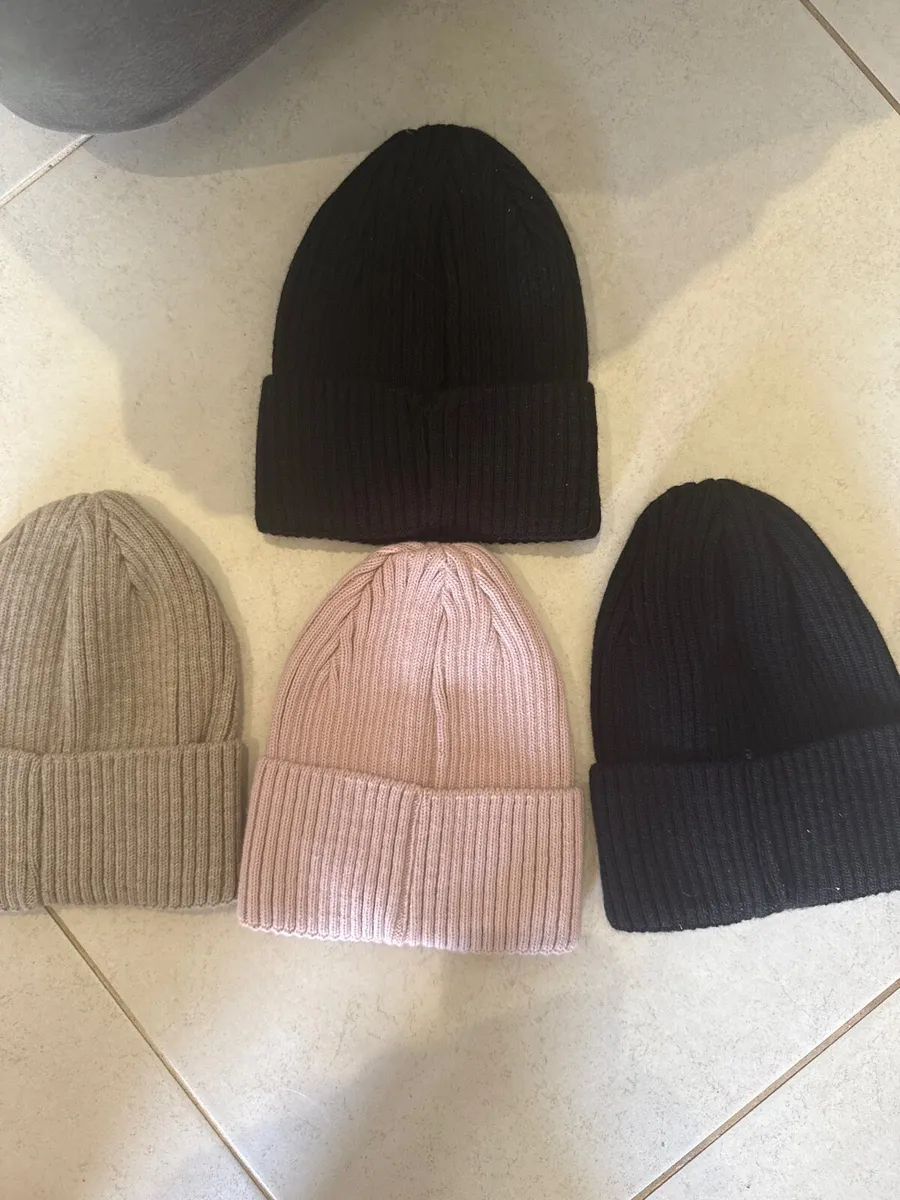 Monclair + Canada goose beanies - Image 2