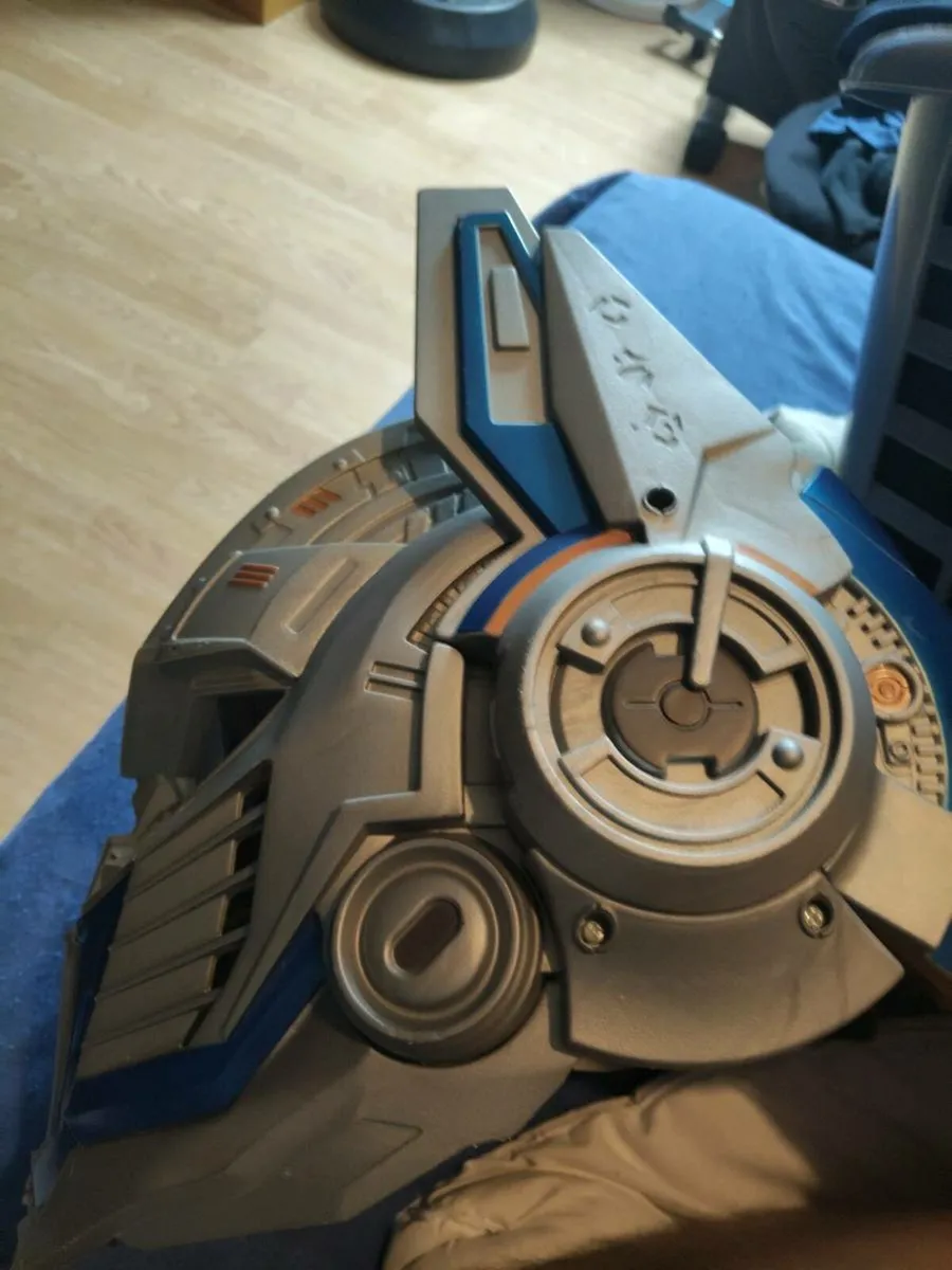 Optimus prime helmet last night version - Image 3