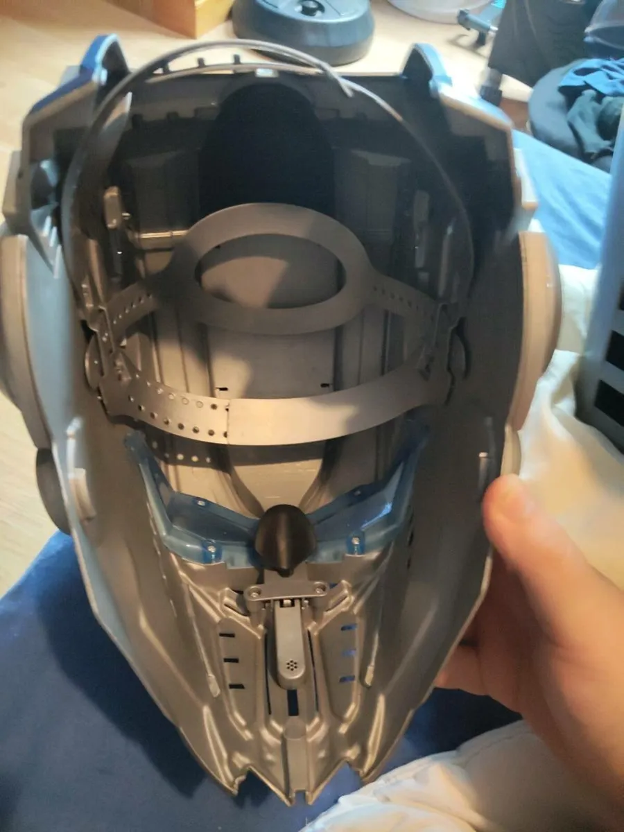 Optimus prime helmet last night version - Image 4