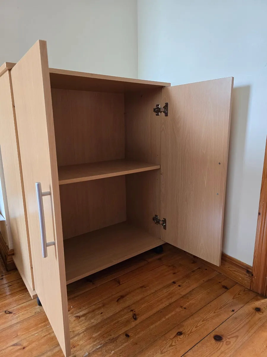 cabinet - Image 2