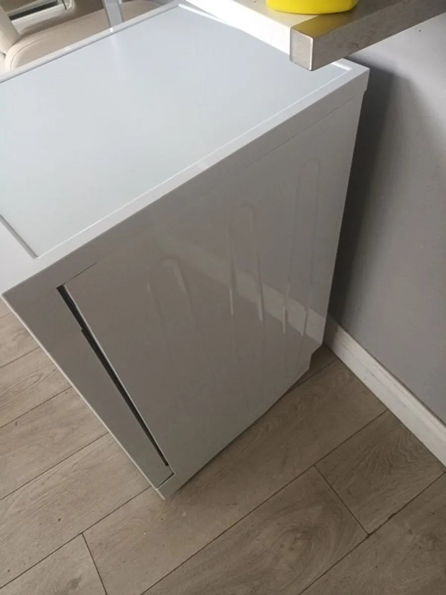 Beko Slimline Dishwasher - Image 4