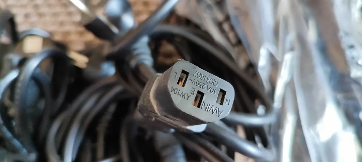 Cables, Keyboards bundle - Image 2