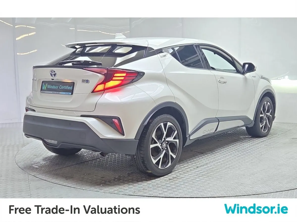 Toyota C-HR Hybrid G  top Spec - Image 3