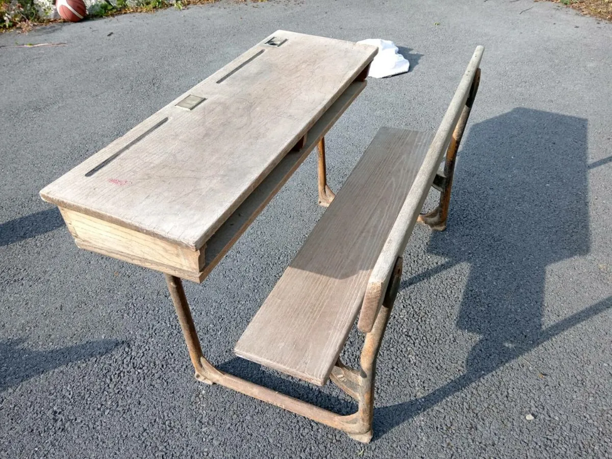 Vintage school desks - Image 4