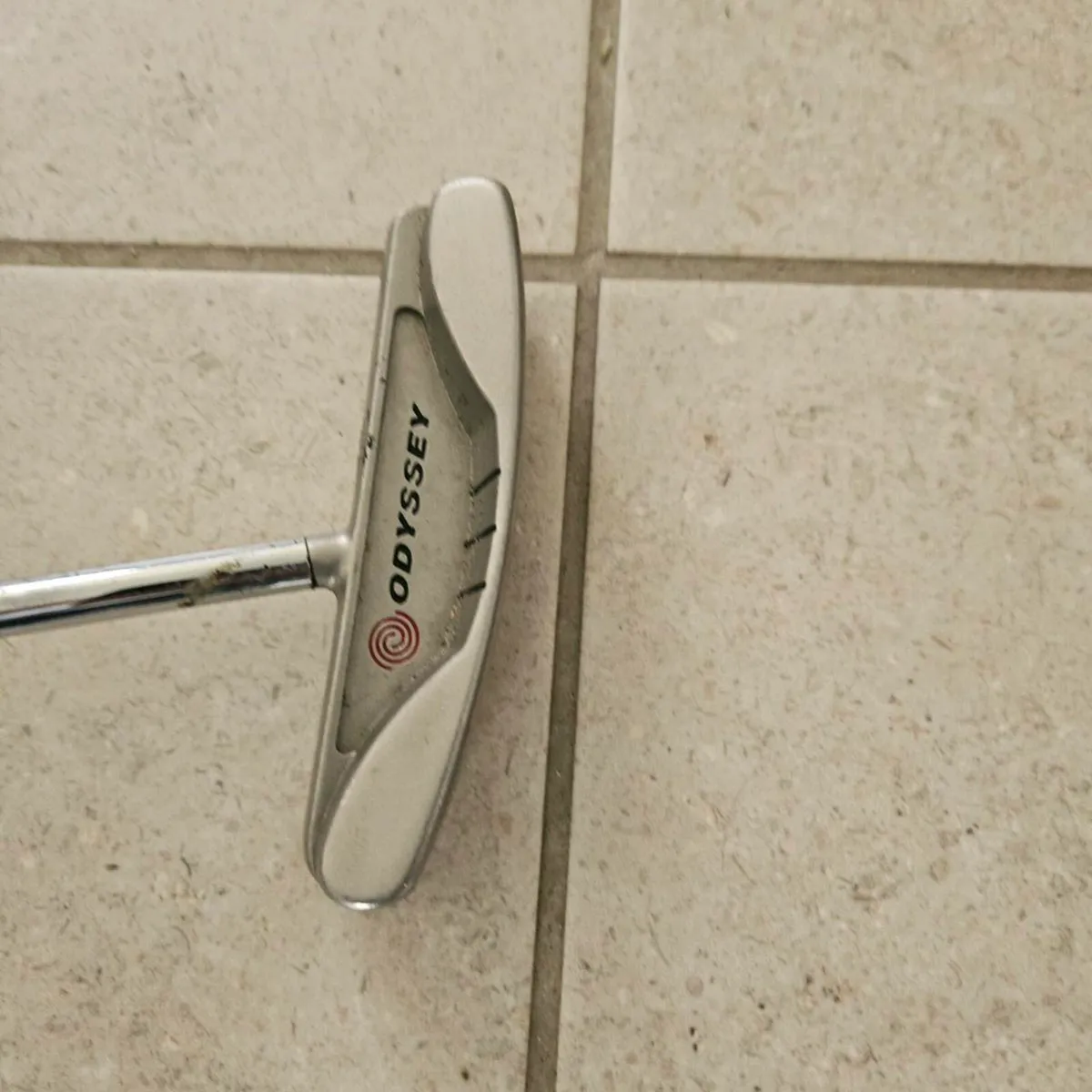 Odyssey belly putter - Image 3