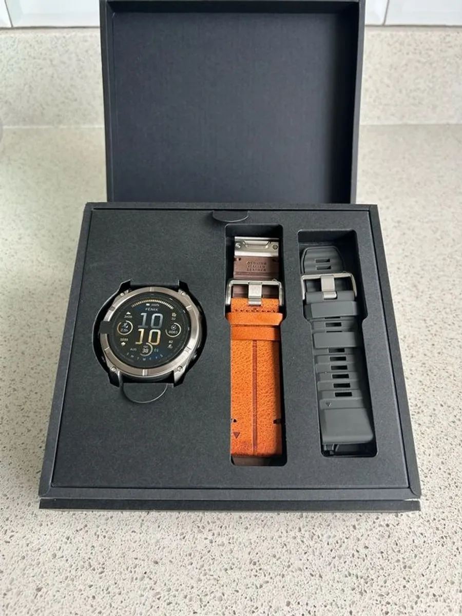 Garmin Fenix 8 / 51mm / Sapphire and Titanium - Image 3