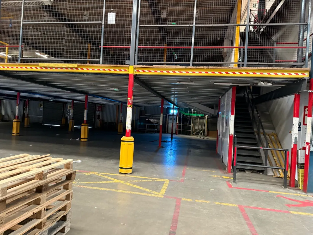 Mezzanine Floor - Image 3