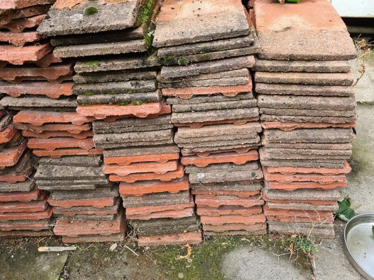 roof tiles 'plain', concrete, terracotta = 265mm x 167mm - Image 1