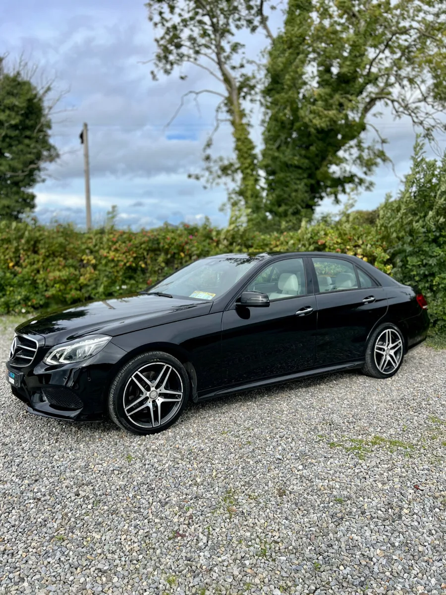 2016 Mercedes Benz E250 cdi AMG Twin Turbo Auto - Image 4