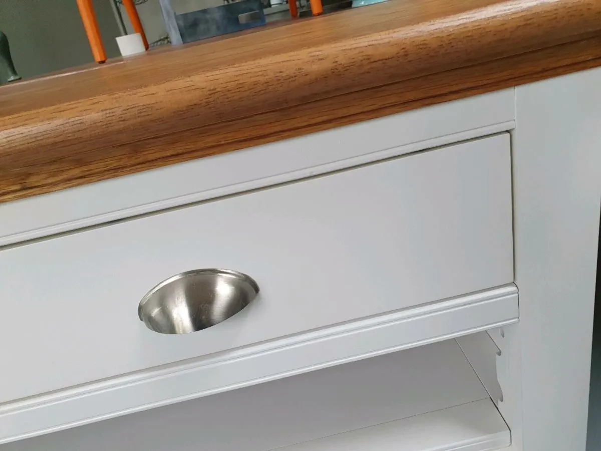 Solid oak sideboard - Image 3