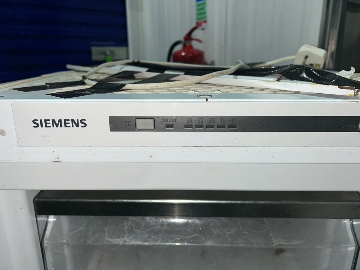 Seimens Integrated Freezer - Image 3