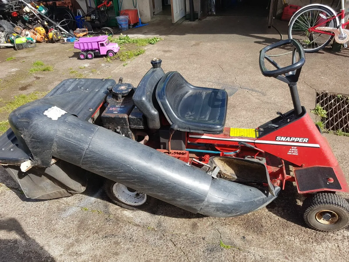SNAPPER RIDE ON MOWER - FOR SALE - Image 2