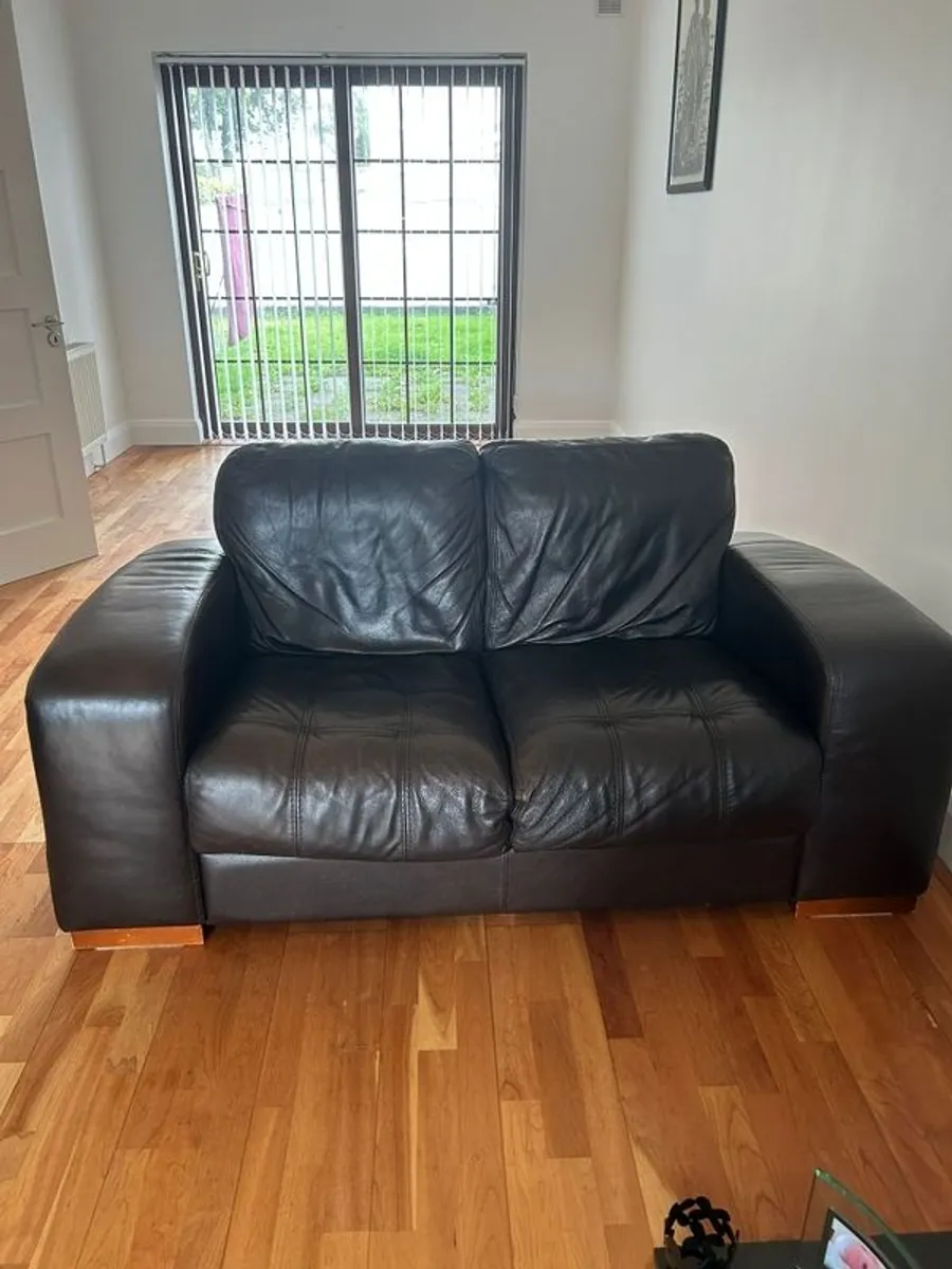 2 Seater + 3 Seater - Image 1