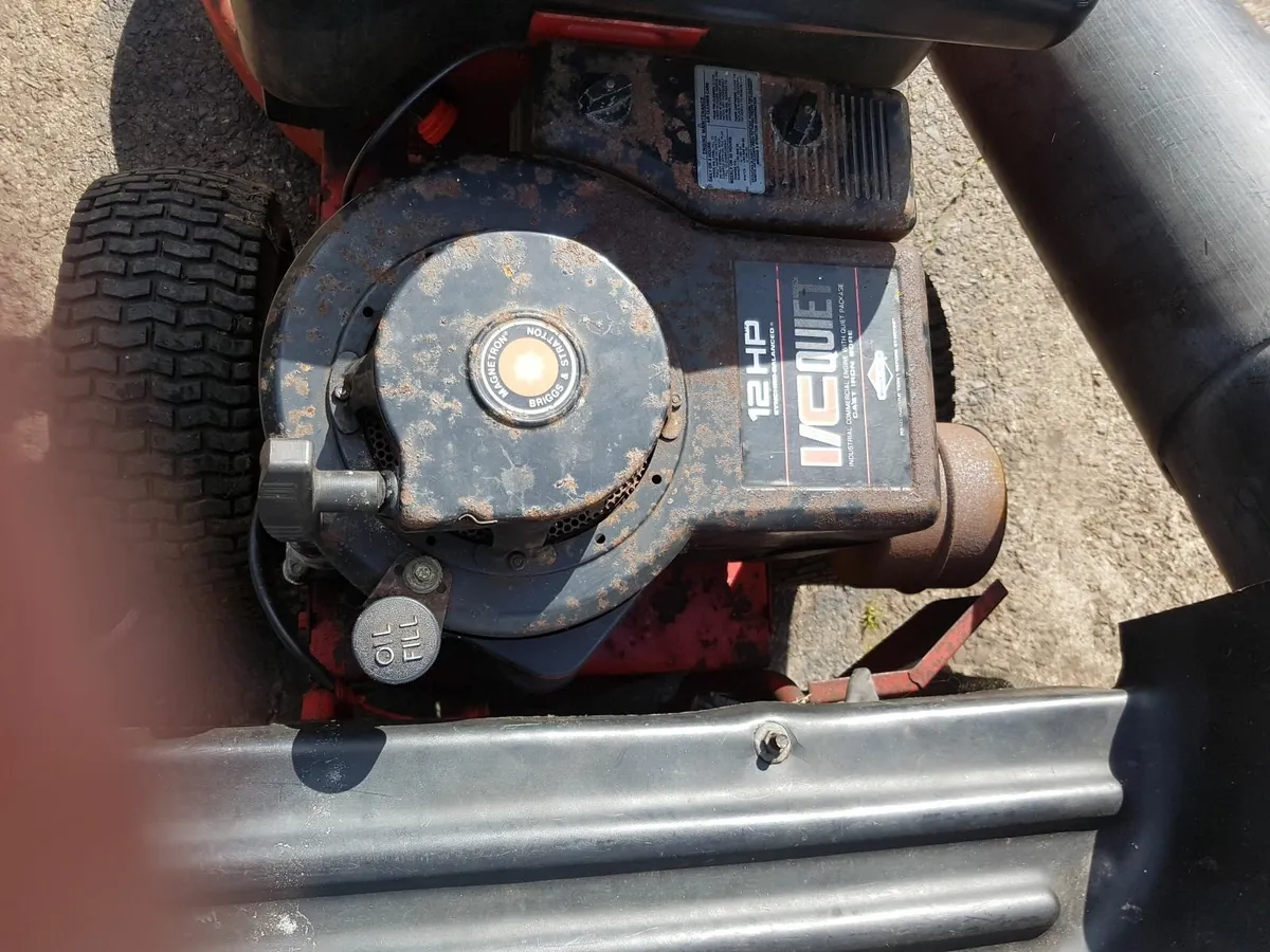 SNAPPER RIDE ON MOWER - FOR SALE - Image 3