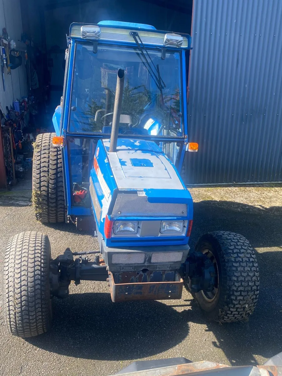 Iseki 545 compact tractor - Image 1