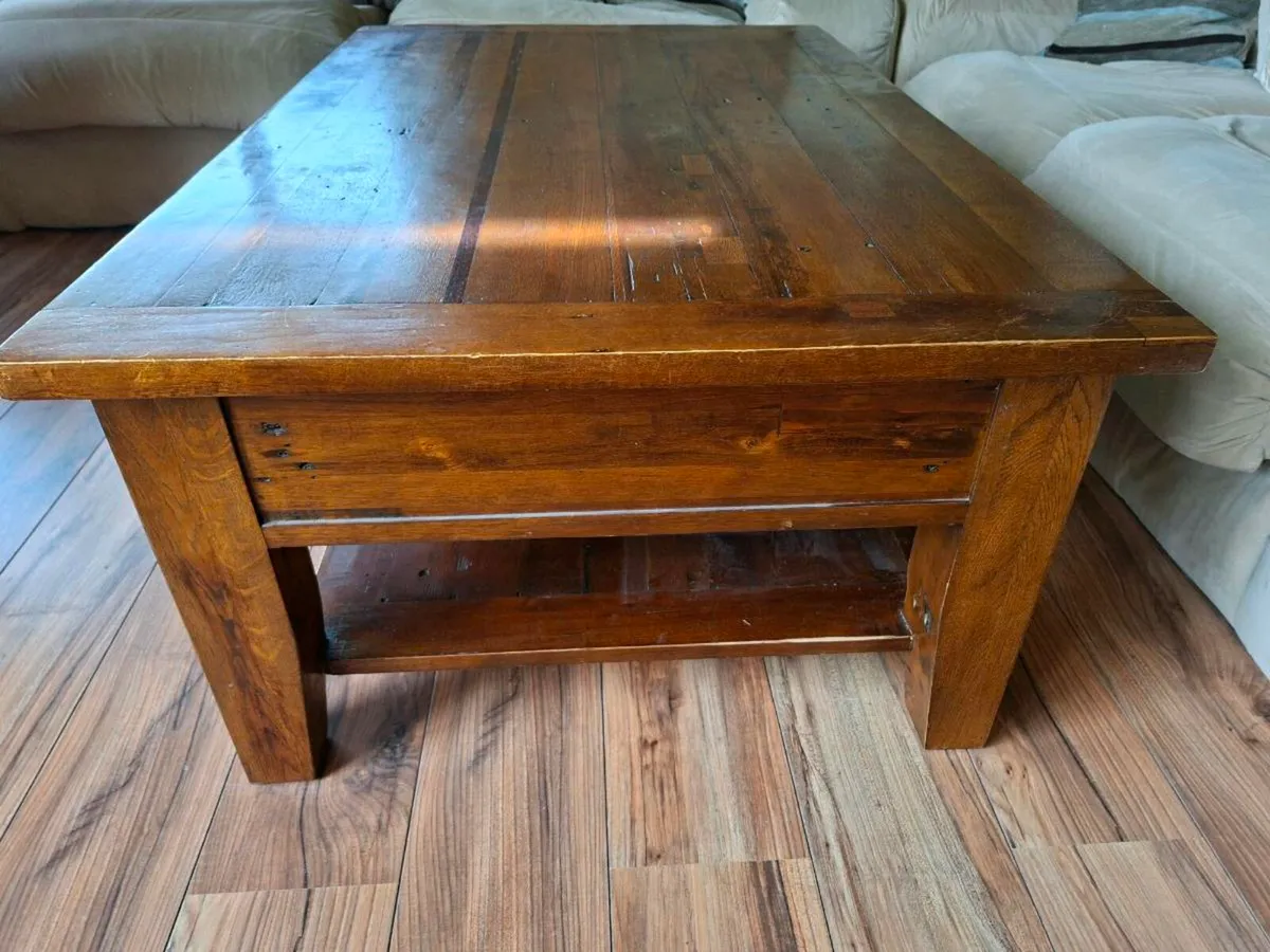 Cotswold 2 drawer coffee table - Image 2