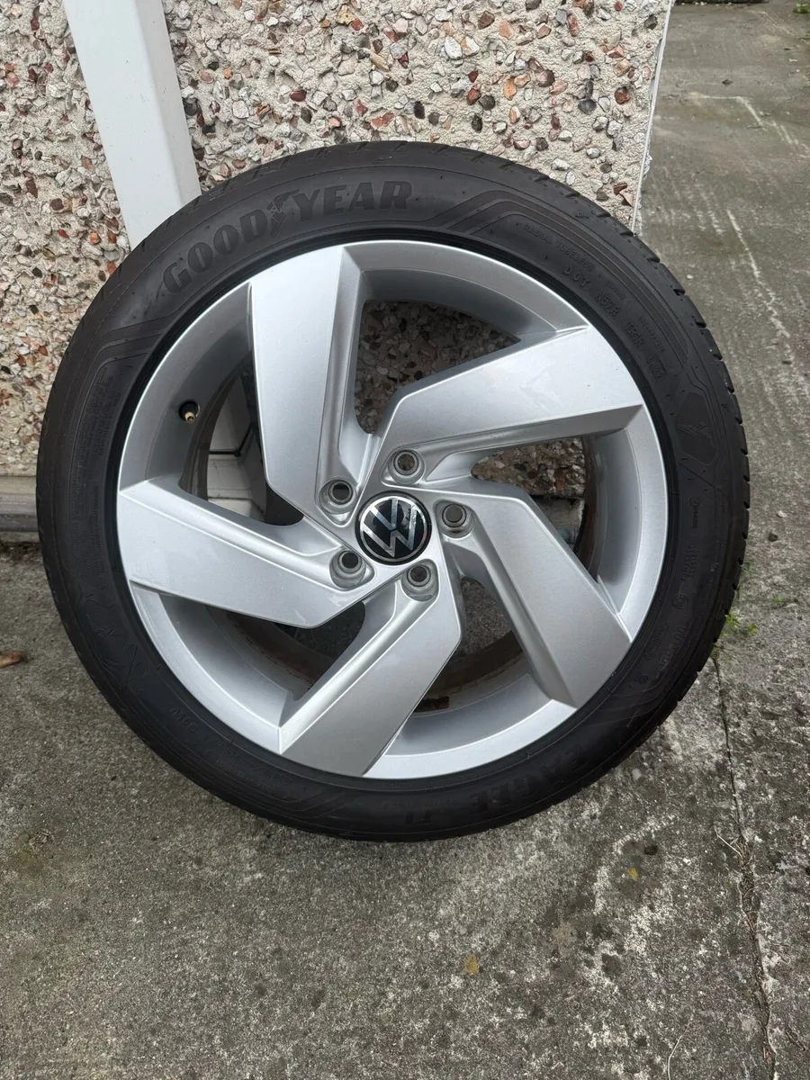 VOLKSWAGEN ALLOY WHEELS - Image 1