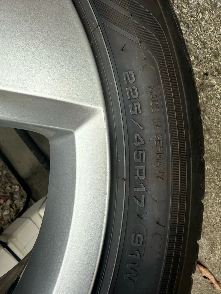 VOLKSWAGEN ALLOY WHEELS - Image 2