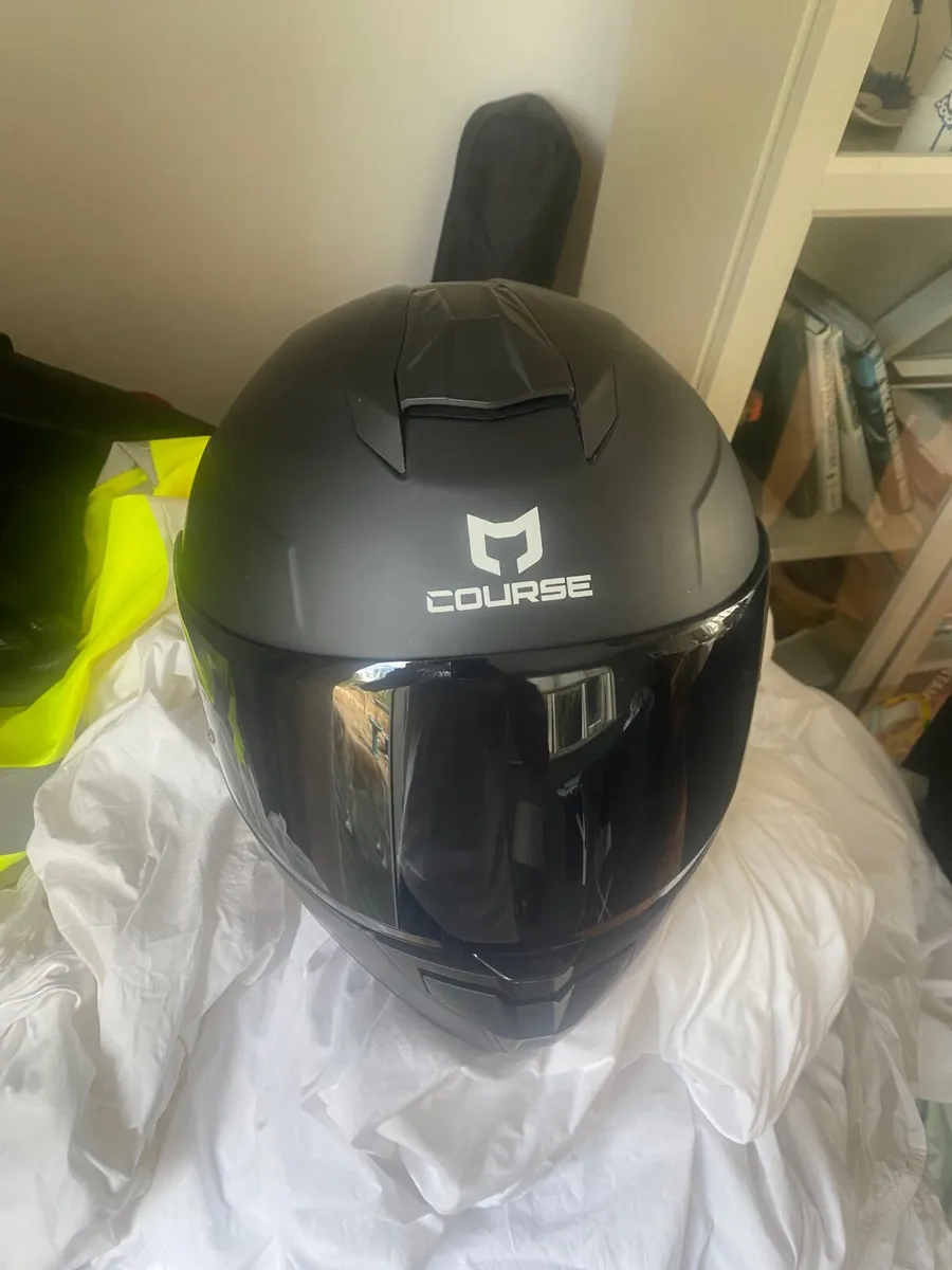 Motorcycle Full Gear - Image 1