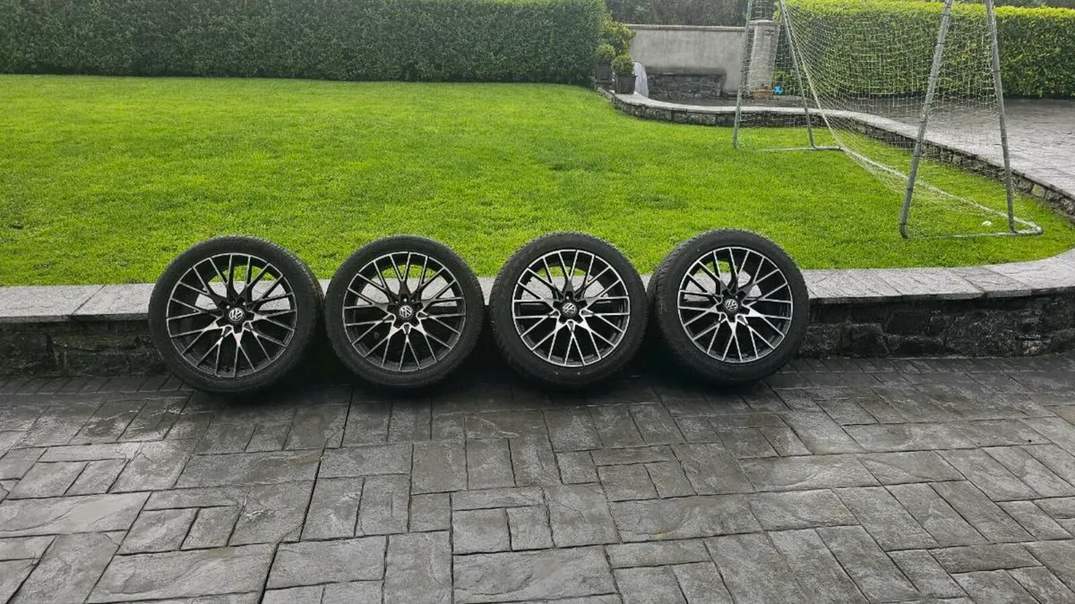 Alloy wheels for transporter van - Image 1