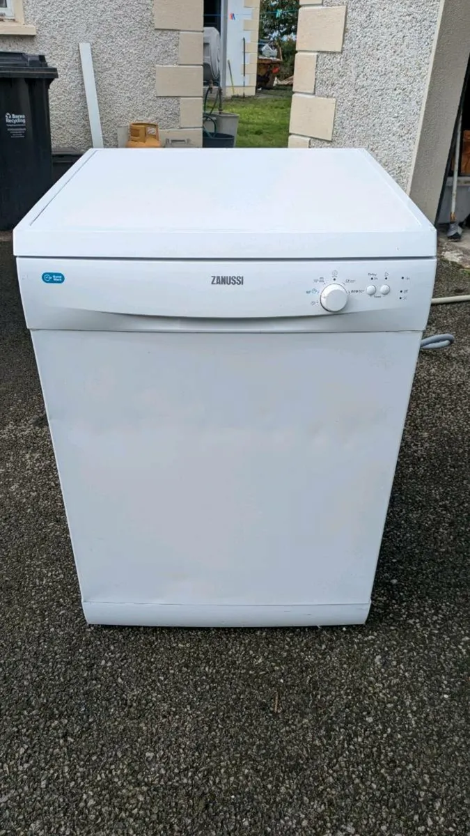 Zanusi Dishwasher - Image 1