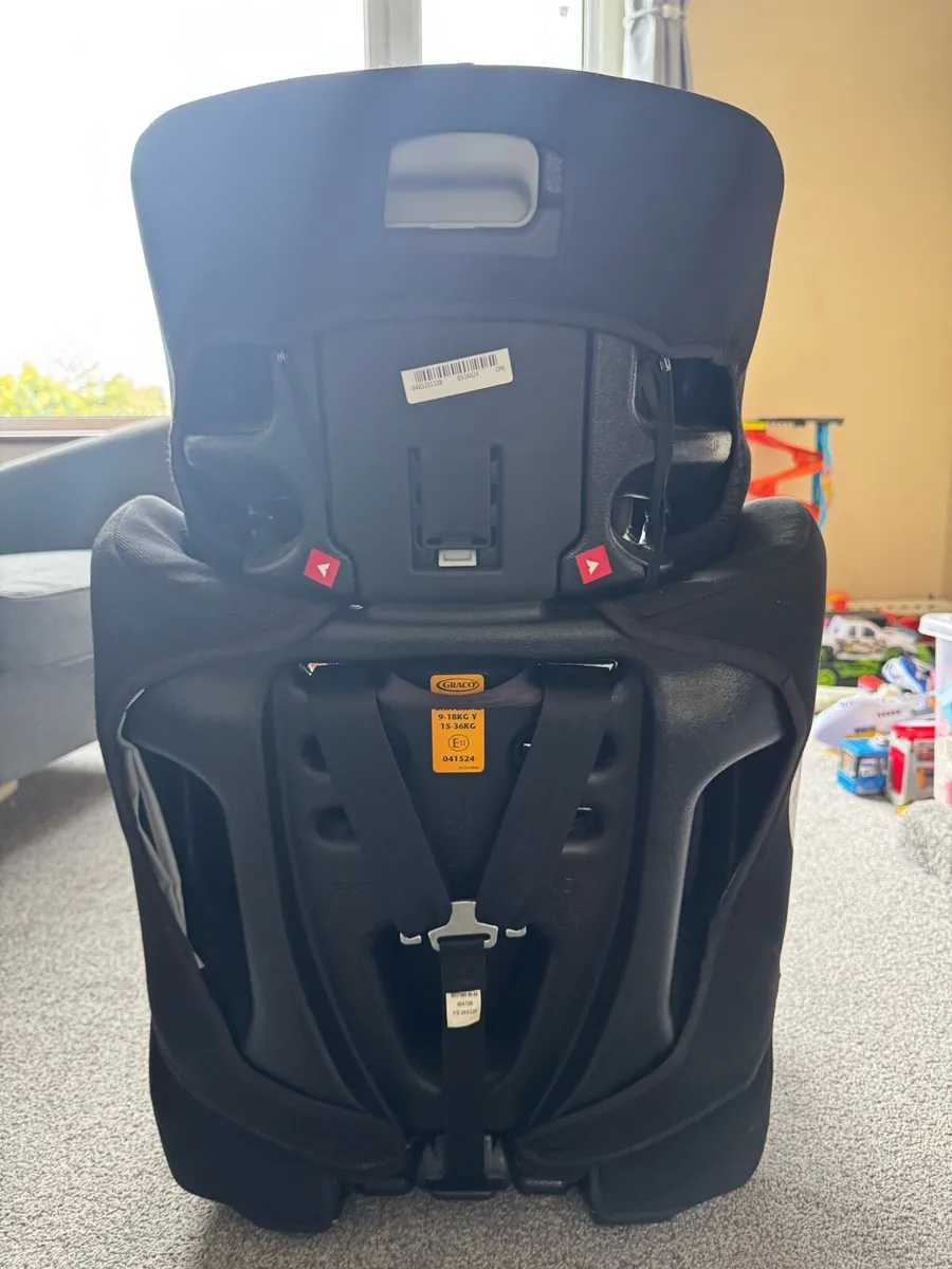 Graco 1-2-3 Car seat harness booster seat - Image 4