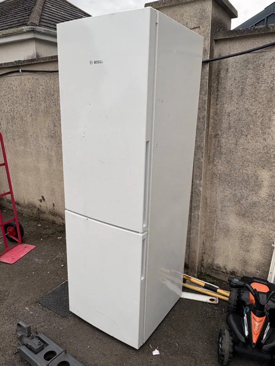 Fridge freezer - Image 4