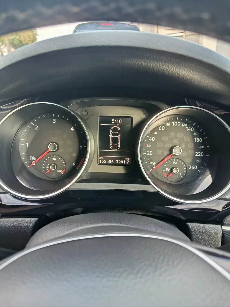 Volkswagen Jetta 2016 - Image 4