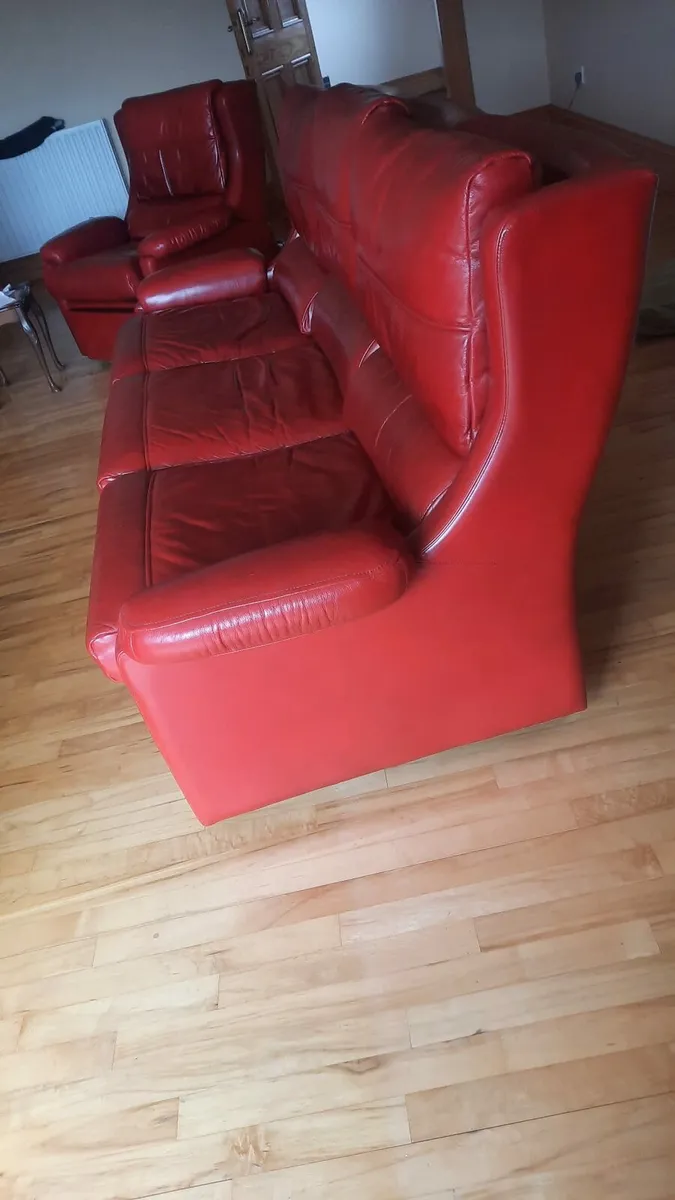 3 seater genuine soft leather + 1recliner-sofa - Image 3