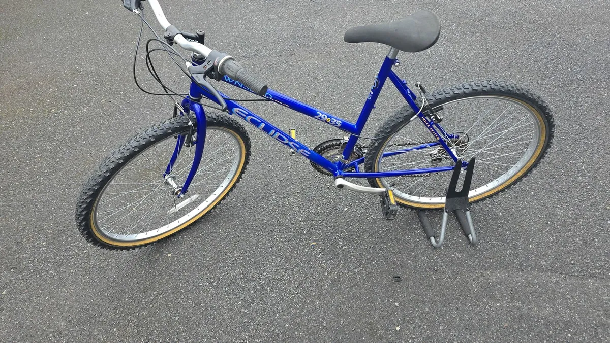 Ladies bike EXCELLENT CONDITION - Image 2