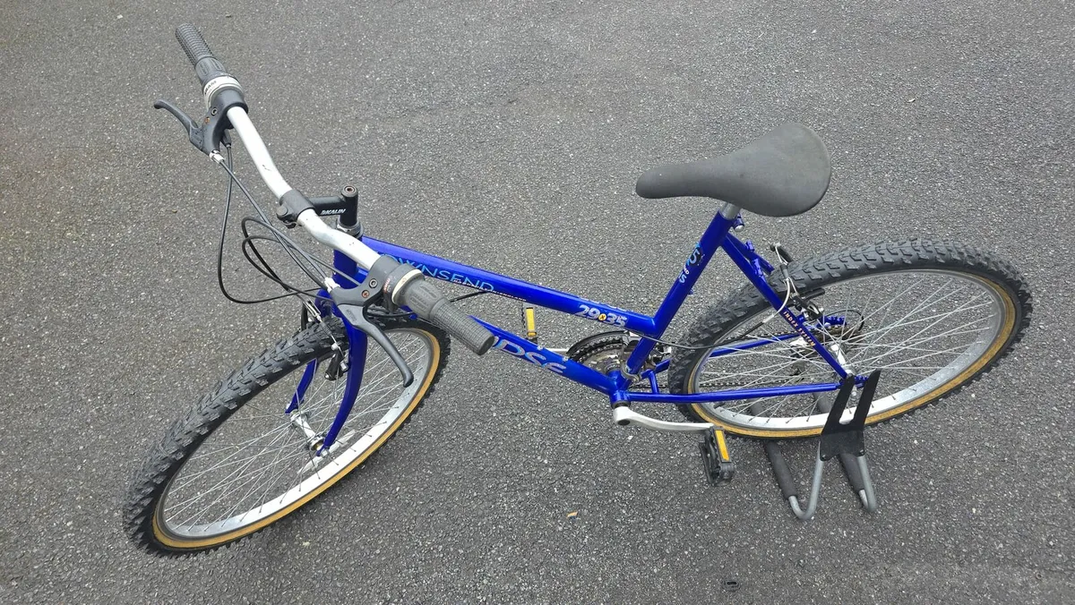 Ladies bike EXCELLENT CONDITION - Image 4