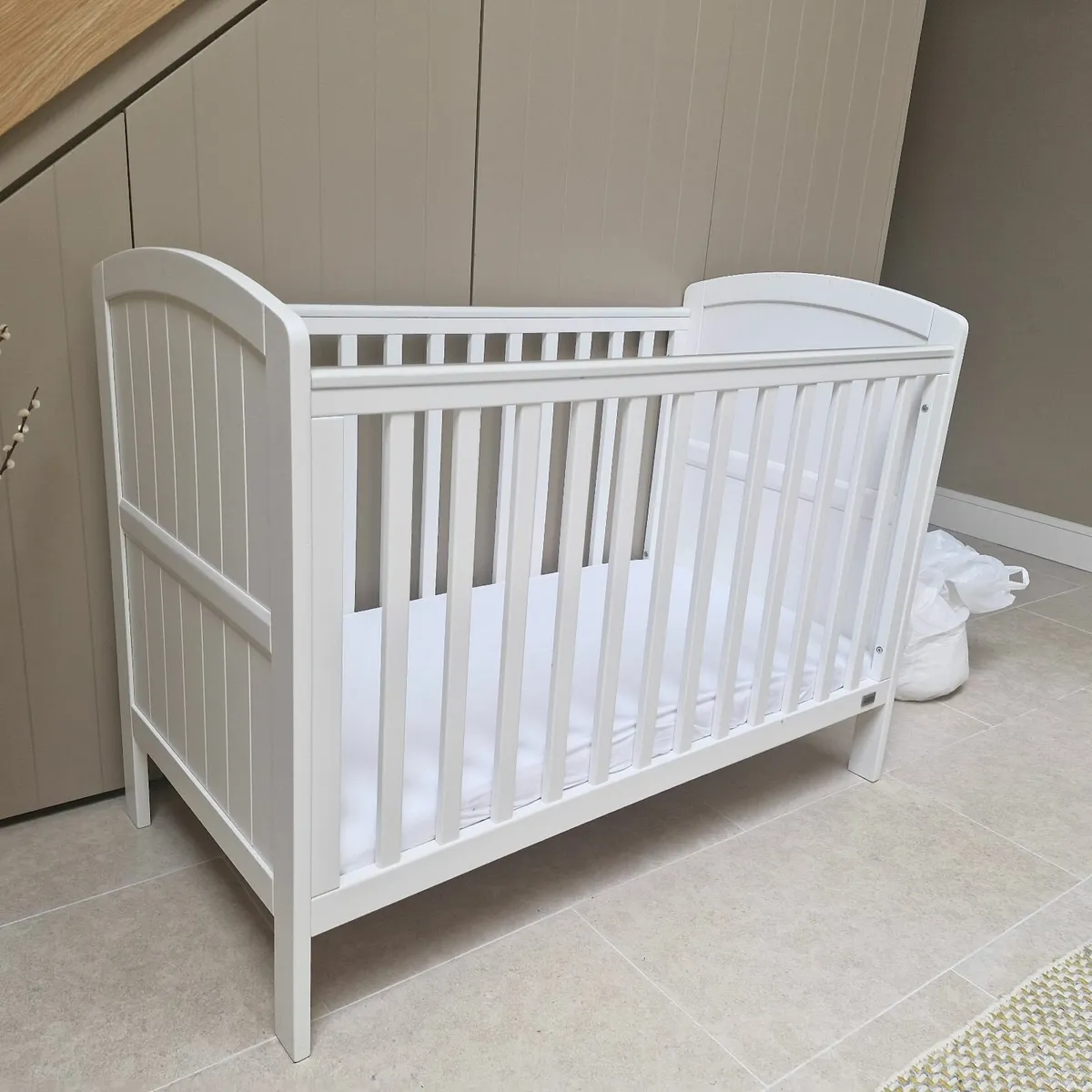Mamas and Papas white cot and mattress