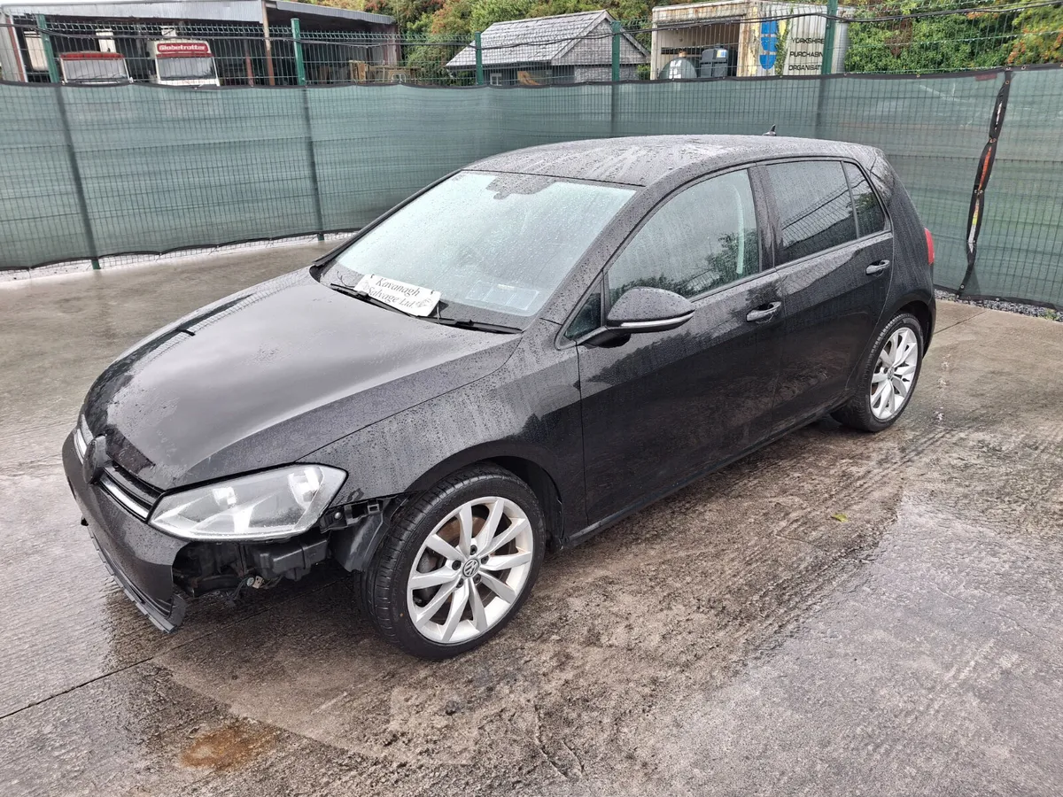 2016 Volkswagen Golf Highline  TDI - Image 2