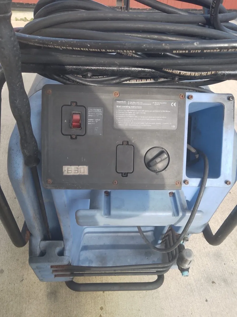 Kranzle hot and cold diesel pressure washer - Image 4