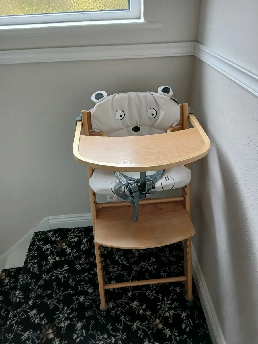 Baby highchair - Image 2
