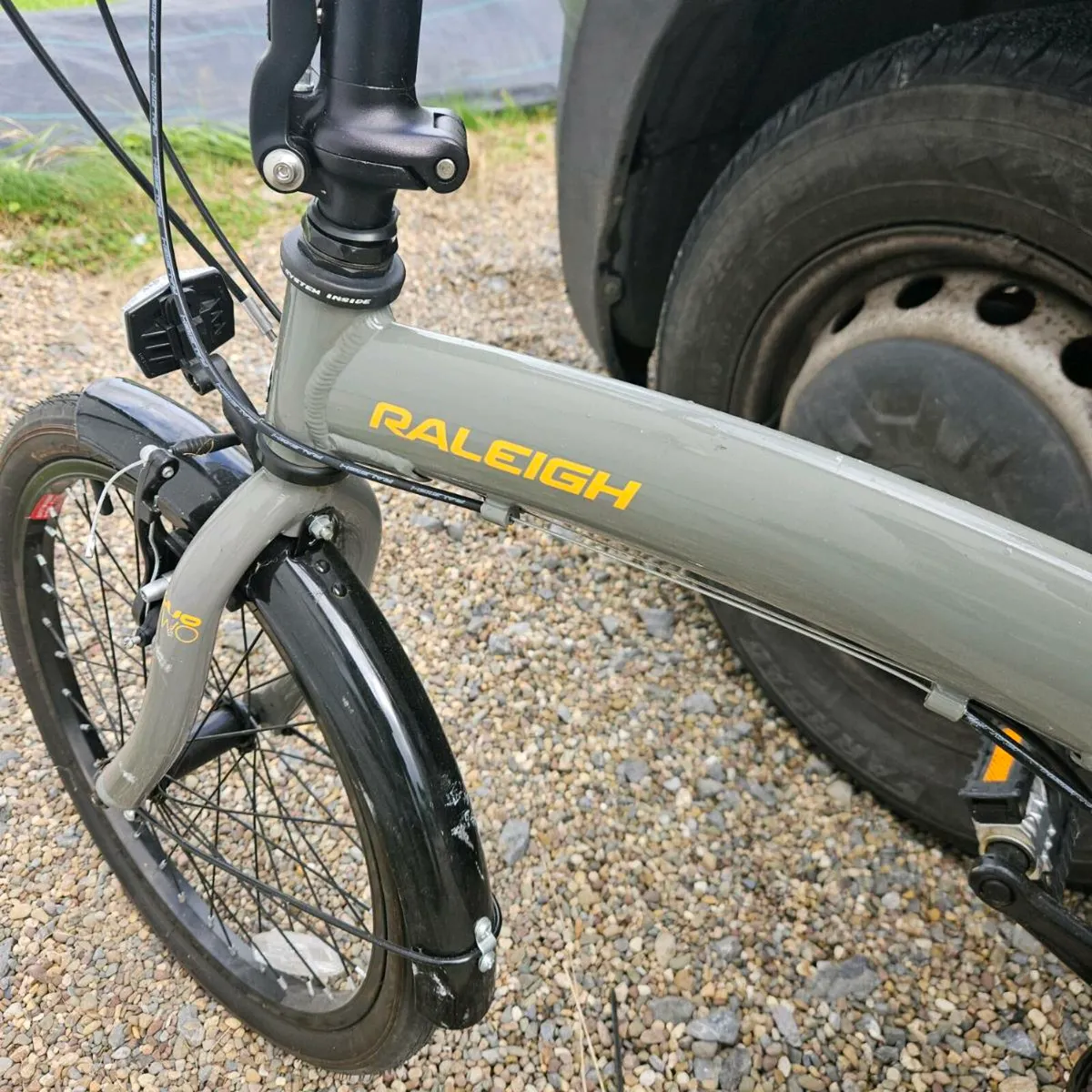 Raleigh evolution 2 folding bike - Image 3