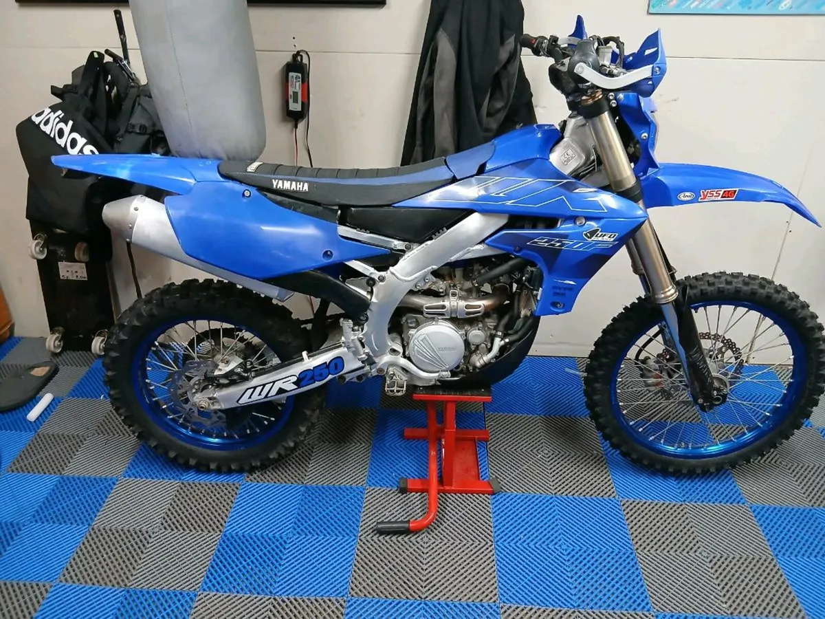 Wr250