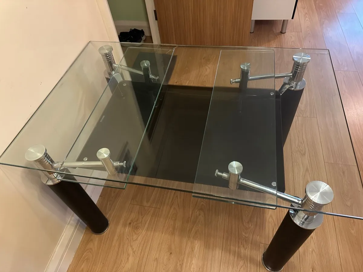 Kitchen table - Image 3